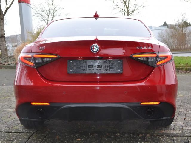 Alfa Romeo Giulia Q4
