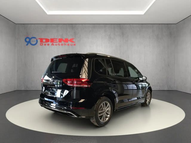 Volkswagen Touran 1.5 TSI DSG R-Line Sport