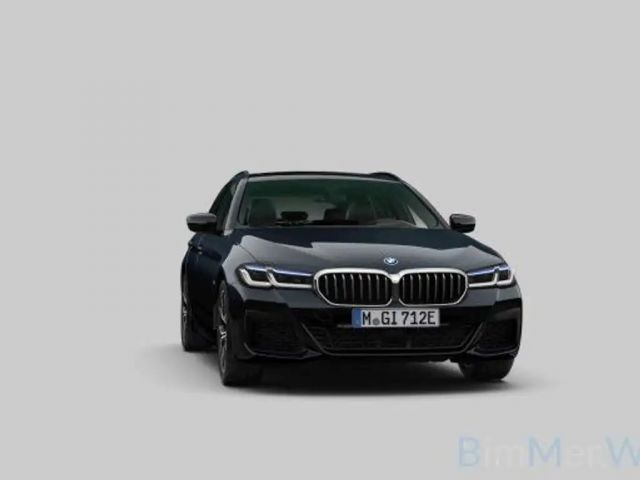 BMW 530 530e M-Sport Touring xDrive