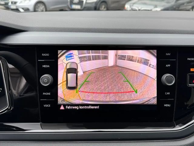 Volkswagen Taigo 1.0 TSI DSG R-Line