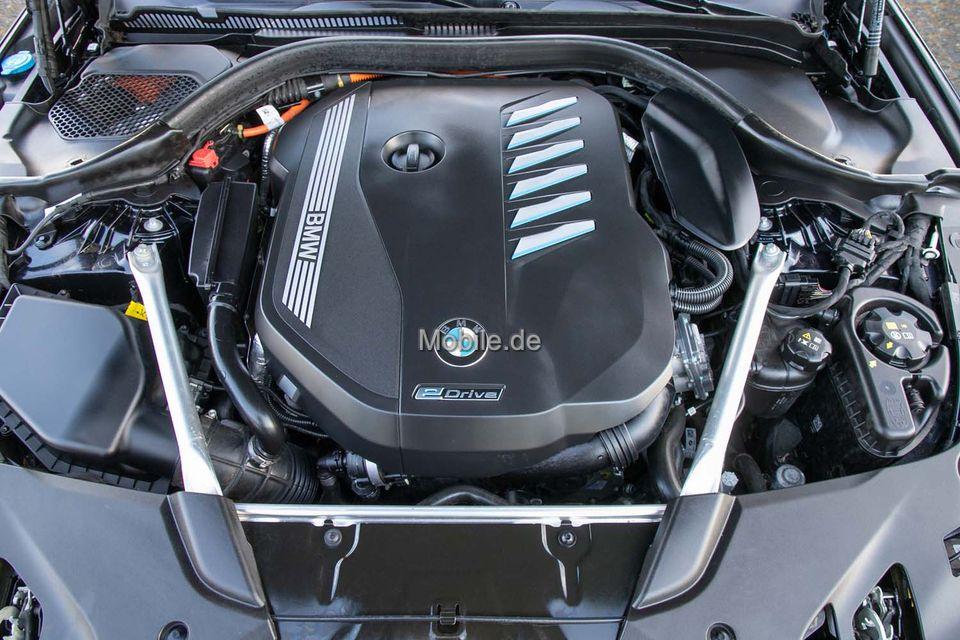 BMW 545 545e M-Sport Sedan xDrive