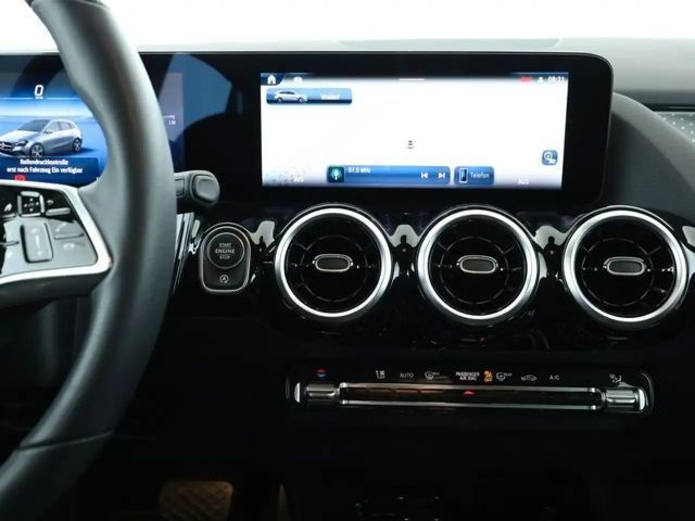 Mercedes-Benz B 200 Progressive