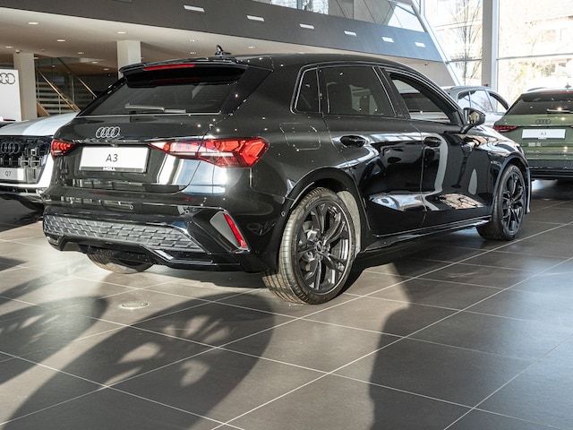 Audi A3 35 TFSI S-Line S-Tronic Sportback