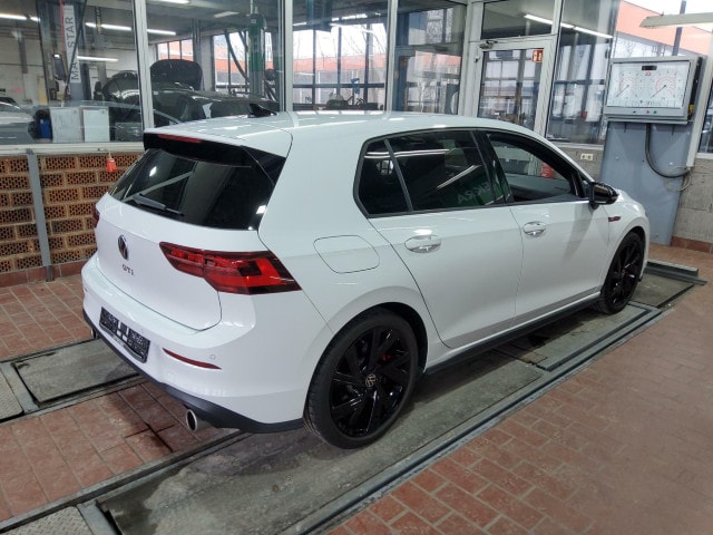 Volkswagen Golf 2.0 TSI DSG GTI IQ.Drive Style