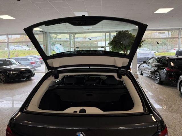 BMW 520 520d Business Line Touring xDrive