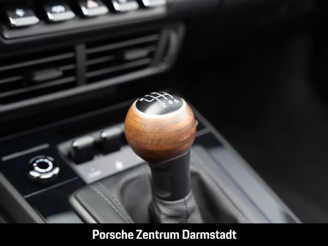 Porsche 992 Cabrio Carrera Turbo