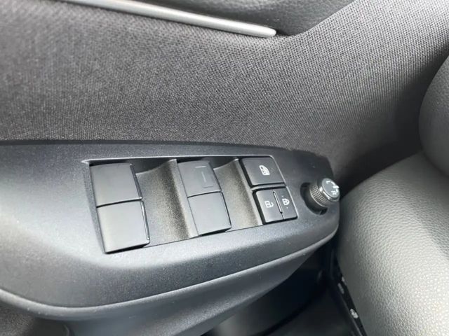 Toyota Yaris Hatchback Hybride Team D