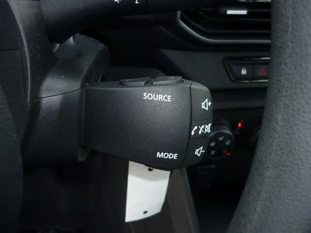 Dacia Sandero Essential TCe 90