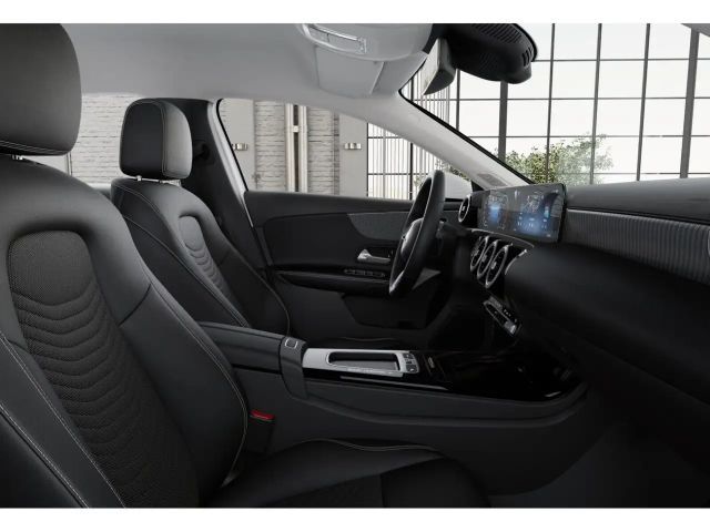 Mercedes-Benz A 180 A 180 d Hatchback