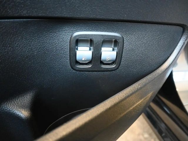 Mercedes-Benz C 300 C 300 e Estate