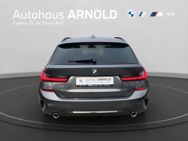BMW 330 330d M-Sport Touring xDrive