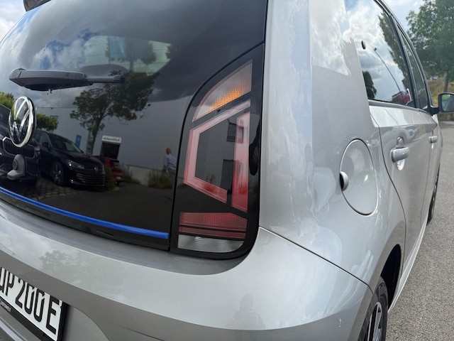 Volkswagen e-up! e-Edition DAB Rückfahrkam. PDC SHZ Klimaautom