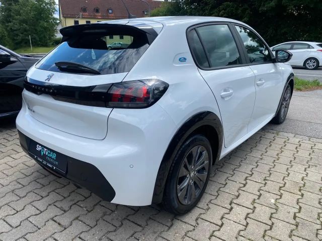 Peugeot E-208 Active Pack