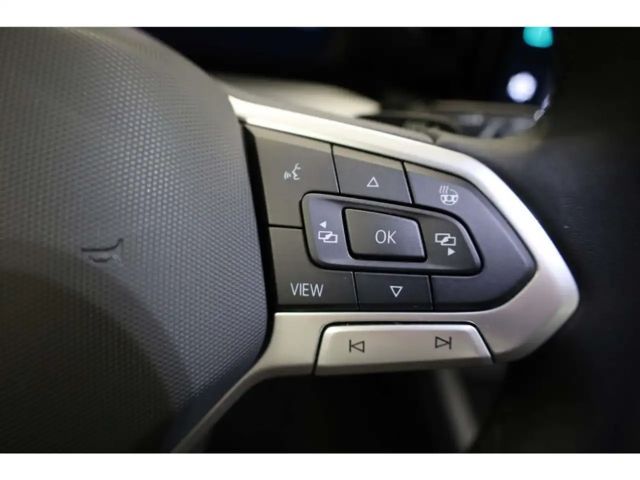 Volkswagen Golf 1.5 eTSI DSG Life Variant