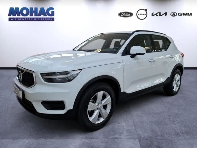 Volvo XC40 Core Momentum