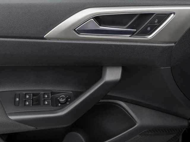 Volkswagen Taigo 1.0 TSI DSG Move