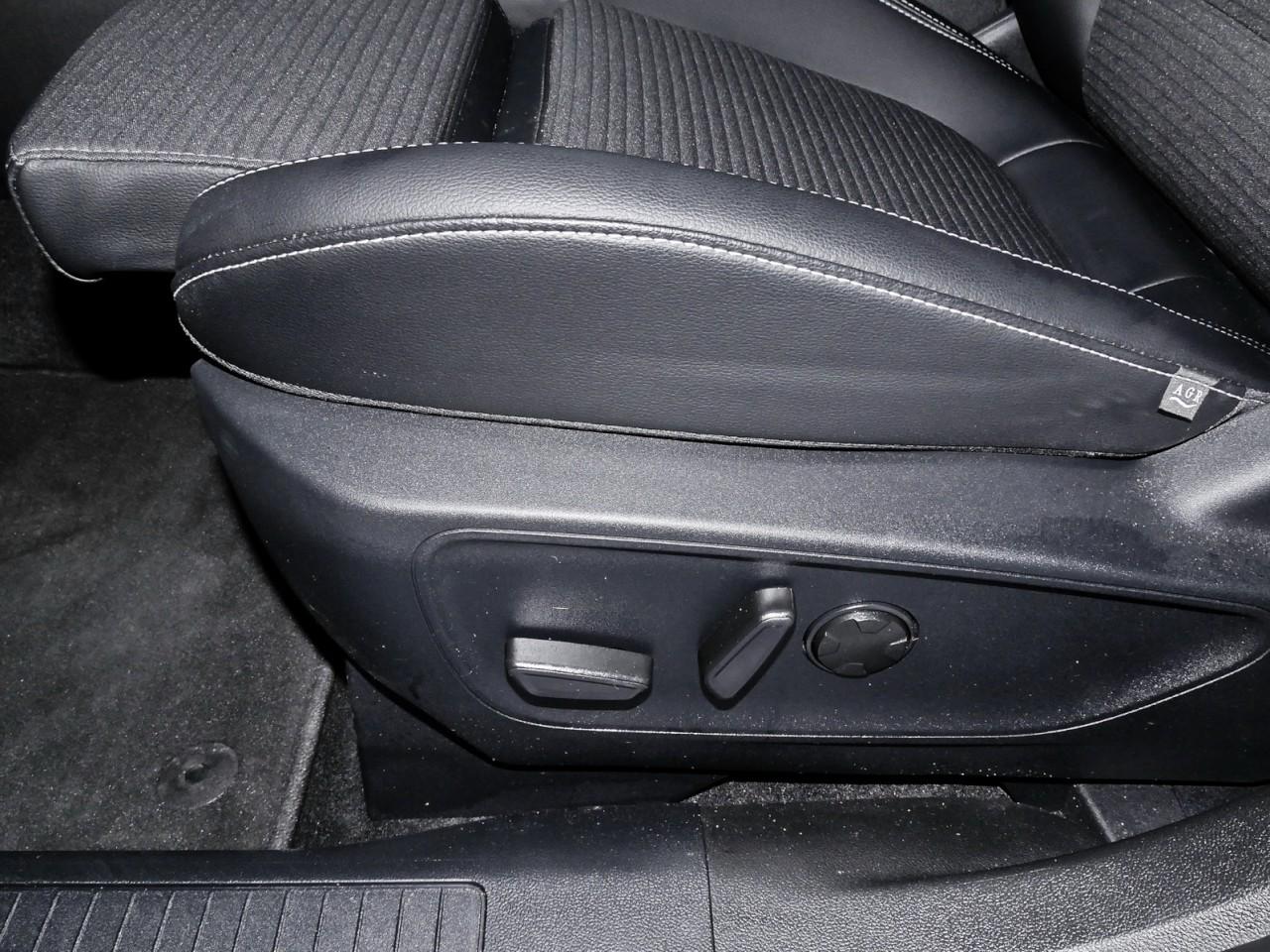 Ford Kuga Hybrid Plug in Hybrid Titanium