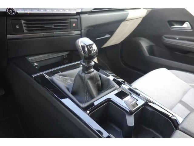 Opel Astra 1.5 CDTI 1.5 Turbo Elegance