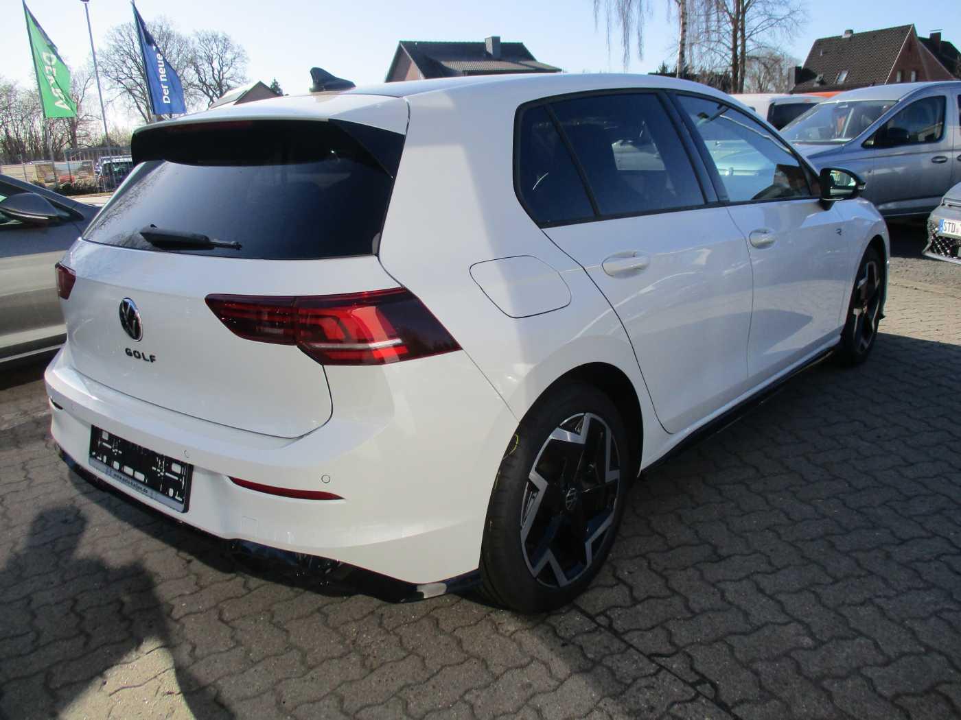 Volkswagen Golf 1.5 TSI Golf VIII R-Line