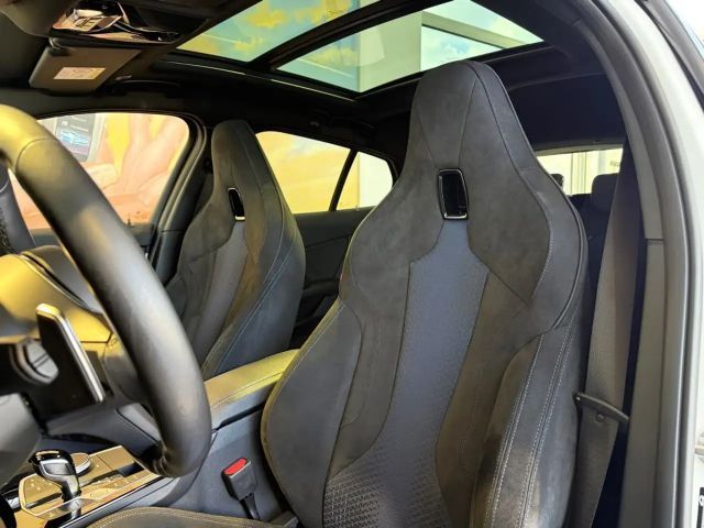 BMW 135 135i Sedan xDrive