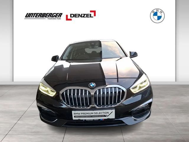 BMW 118 118d Luxury Line Sedan