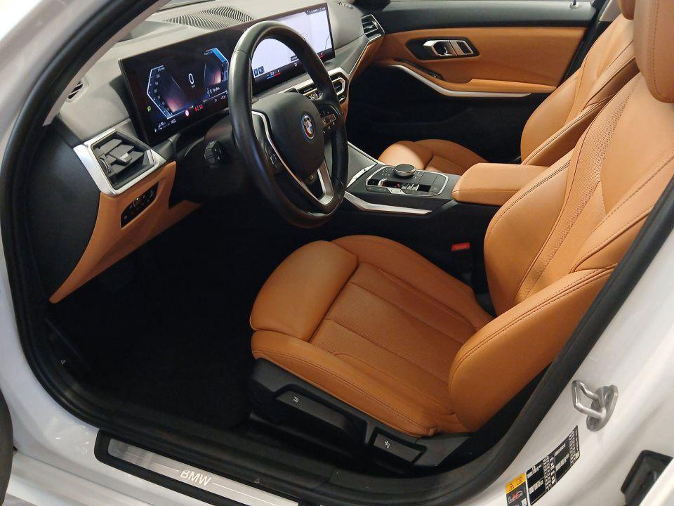 BMW 320 320e Touring