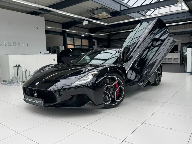 Maserati MC20 / Carbon Interieur+ Exterieur/ Hebe-Lift!