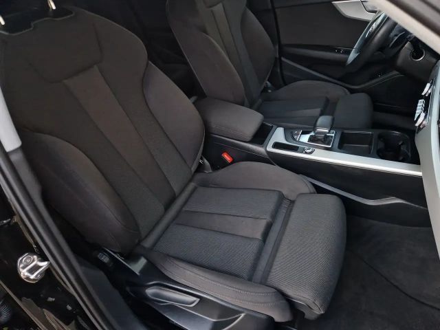 Audi A4 Avant S-Line S-Tronic