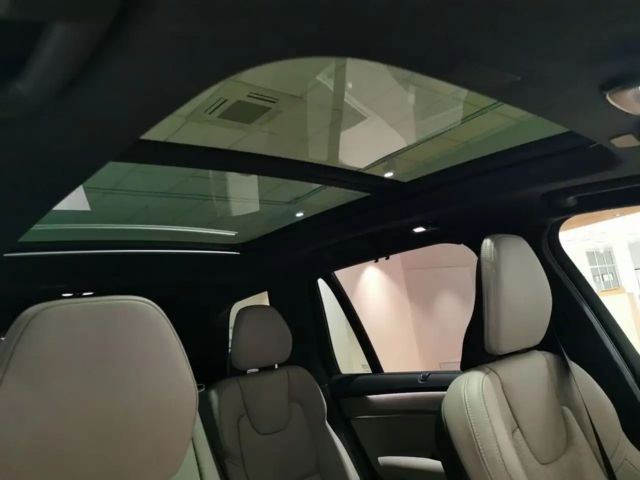 Volvo XC90 AWD Dark T8 Ultra