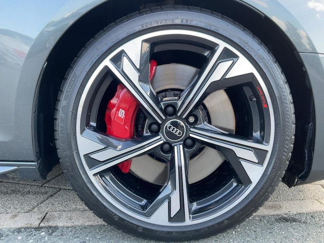 Audi S4 Avant Quattro