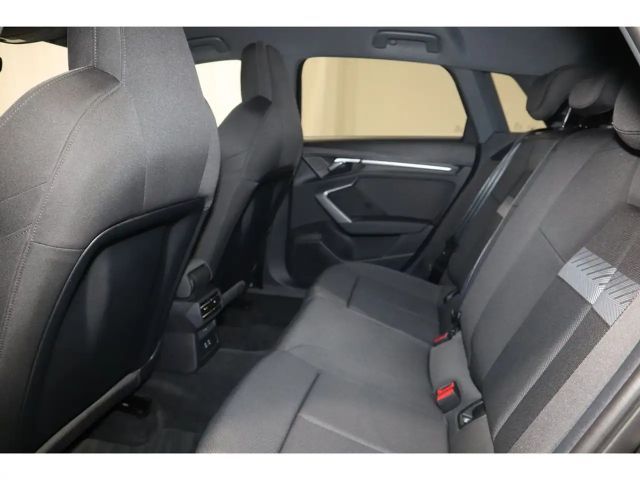 Audi A3 35 TDI S-Line Sedan Sportback