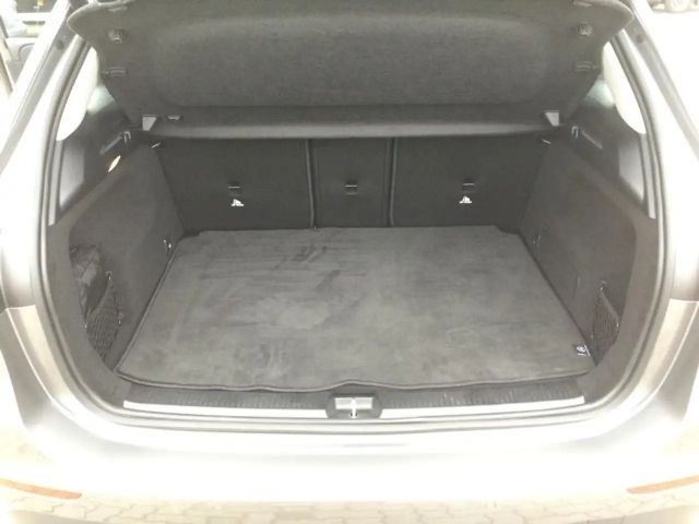 Mercedes-Benz B 180 Progressive