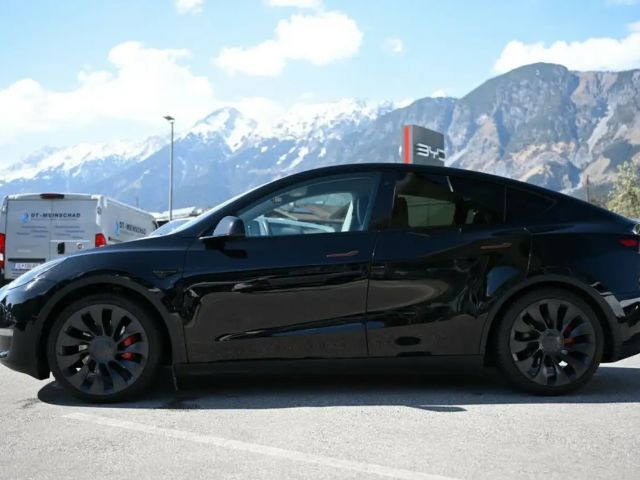 Tesla Model Y AWD Performance