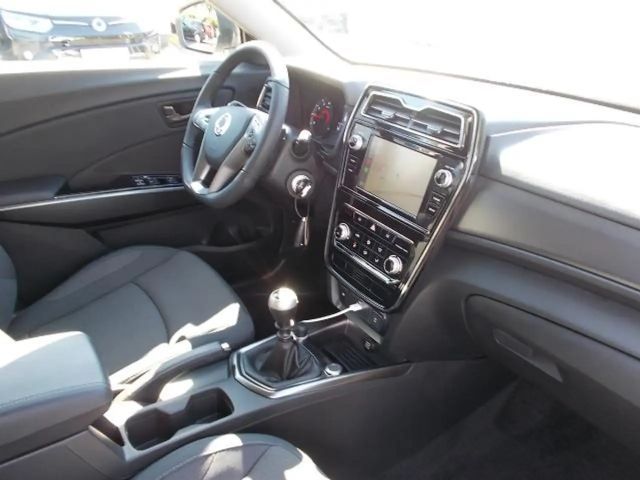 SsangYong Tivoli Grand Amber 1.5T Klima Kamera PDC sofort