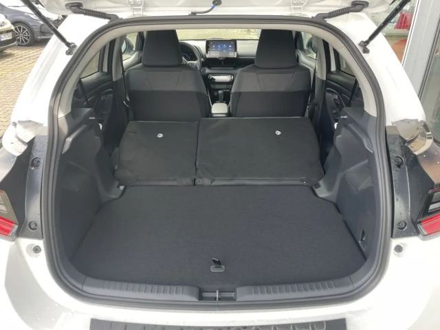 Toyota Yaris Hatchback Hybride VVT-i