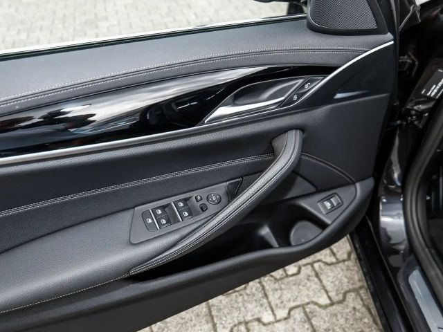 BMW 530 530i Luxury Line Touring