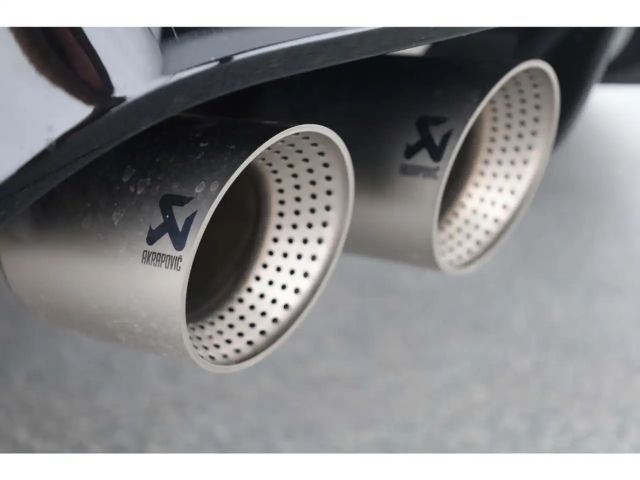 Volkswagen Golf 2.0 TSI DSG