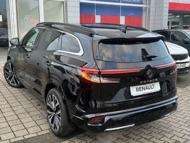 Renault Espace E-Tech Hybrid Iconic