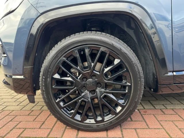 Jeep Compass S+360KAMERA+LEDER+NAVI+ACC+ALLWETTER+19ZOLL+