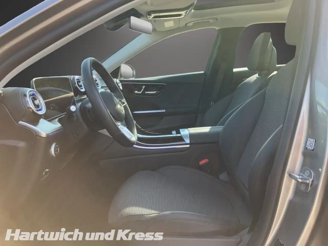 Mercedes-Benz C 180 AVANTGARDE Sedan