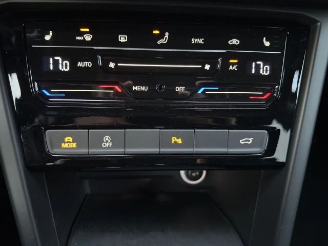 Volkswagen Touran 1.5 TSI DSG R-Line