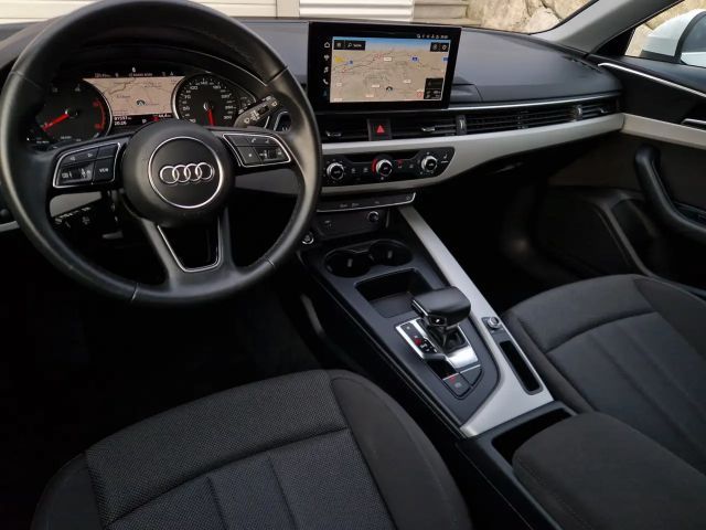 Audi A4 35 TDI Avant S-Tronic