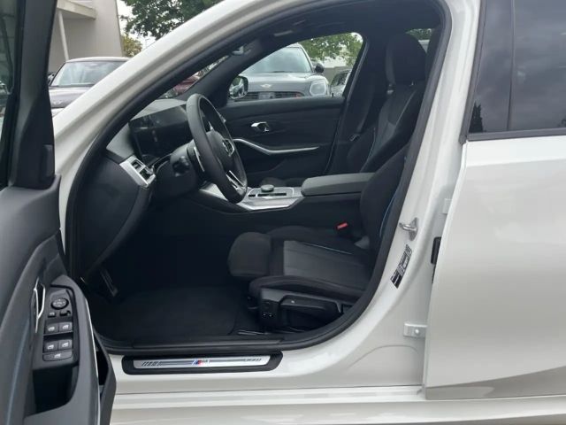 BMW 320 320d M-Sport Touring