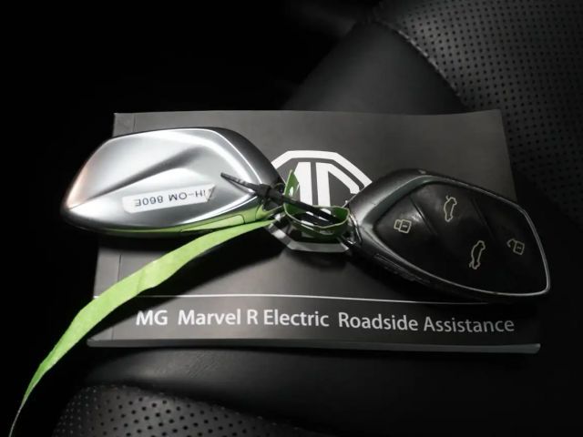 MG Marvel R Luxury