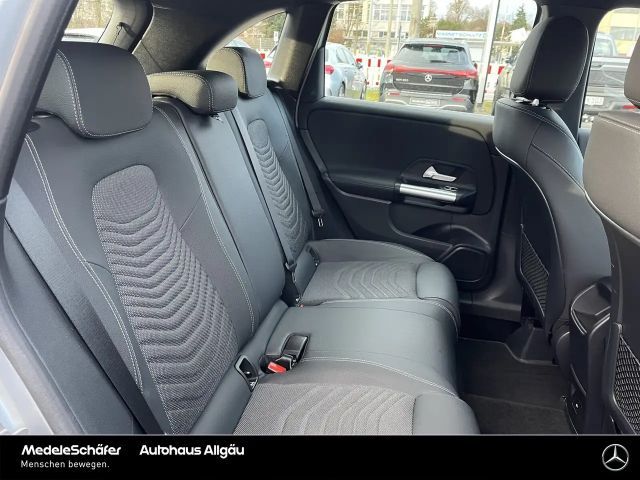 Mercedes-Benz B 220 4MATIC