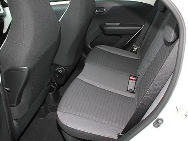 Toyota Aygo Hatchback X-sky