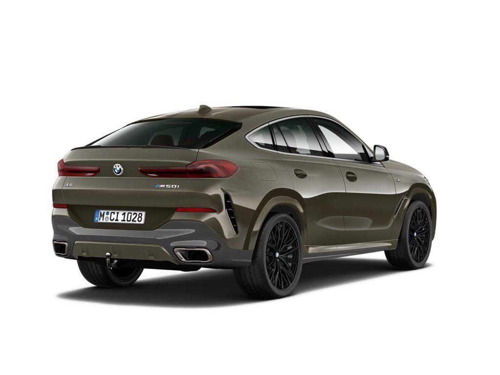 BMW X6 M50i