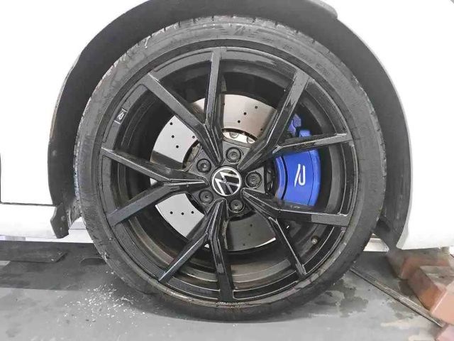 Volkswagen Golf 2.0 TSI 4Motion DSG Golf VIII