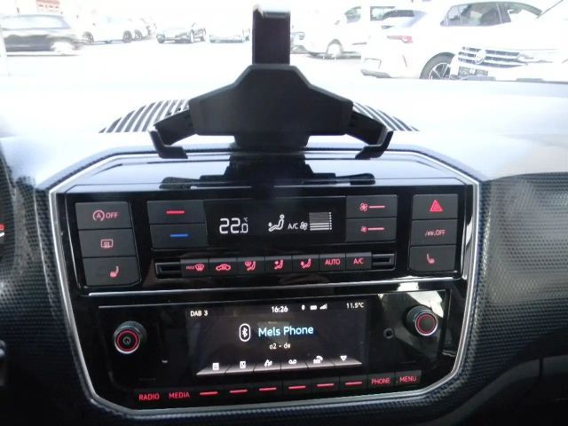 Volkswagen up! Move Move up!