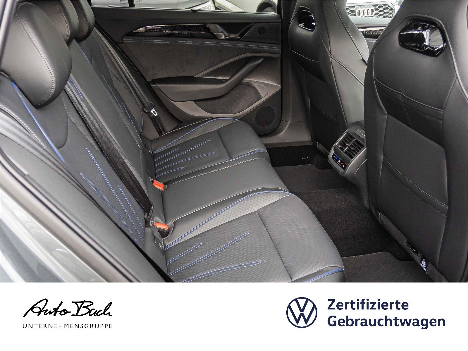 Volkswagen Passat 2.0 TDI DSG R-Line